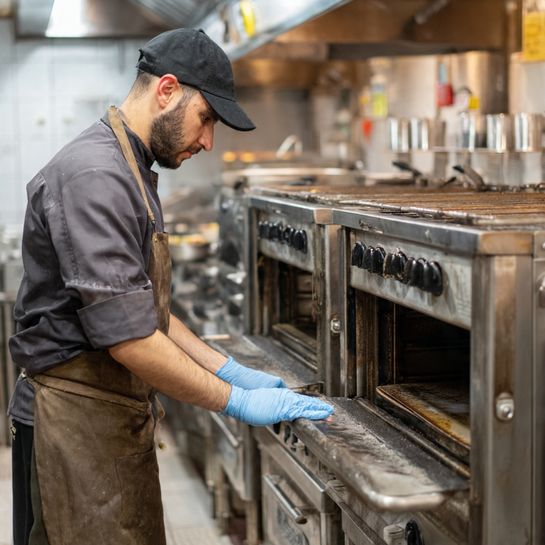 تنظيف أفران المطاعم بالظهران